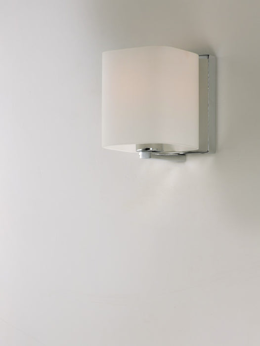 Maxim 11251SWPC One Light Bath Vanity, Polished Chrome
