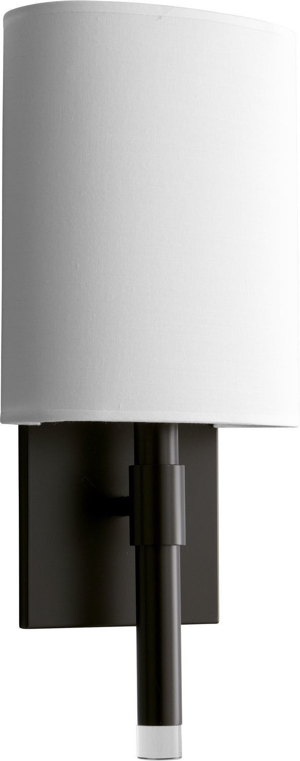 Quorum 3-587-195 LED Wall Sconce, Old World|White Linen