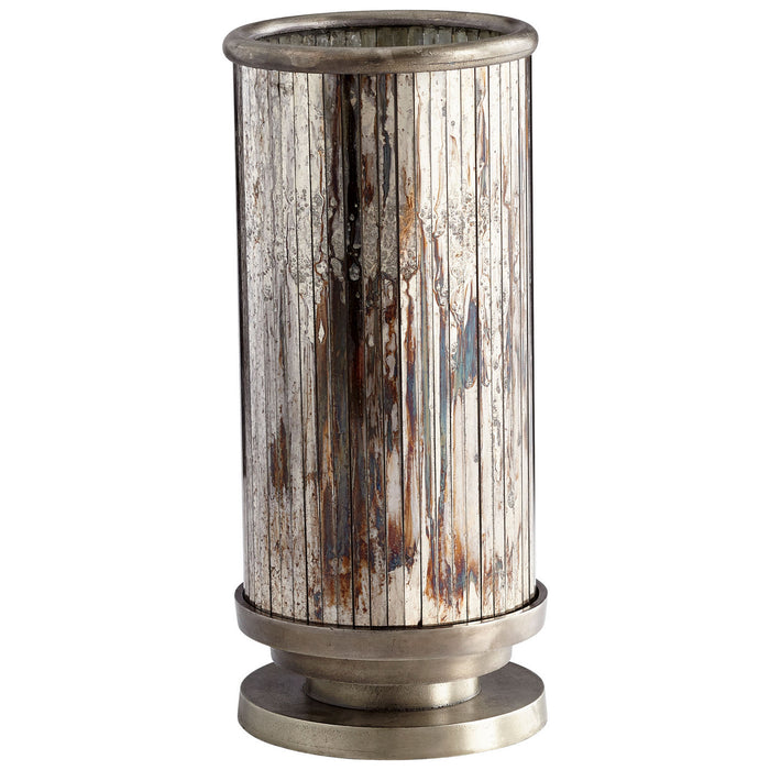 Cyan 09946 Vase, Nickel