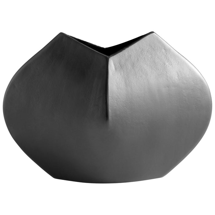 Cyan 10099 Vase, Bronze