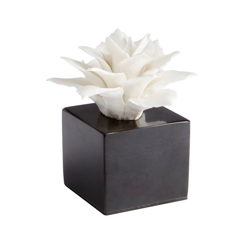 Cyan 10285 Sculpture, White