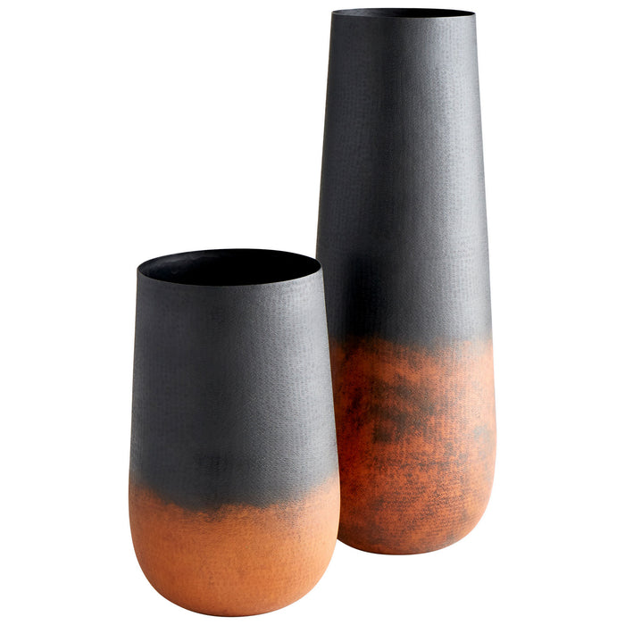 Cyan 10155 Planter, Copper