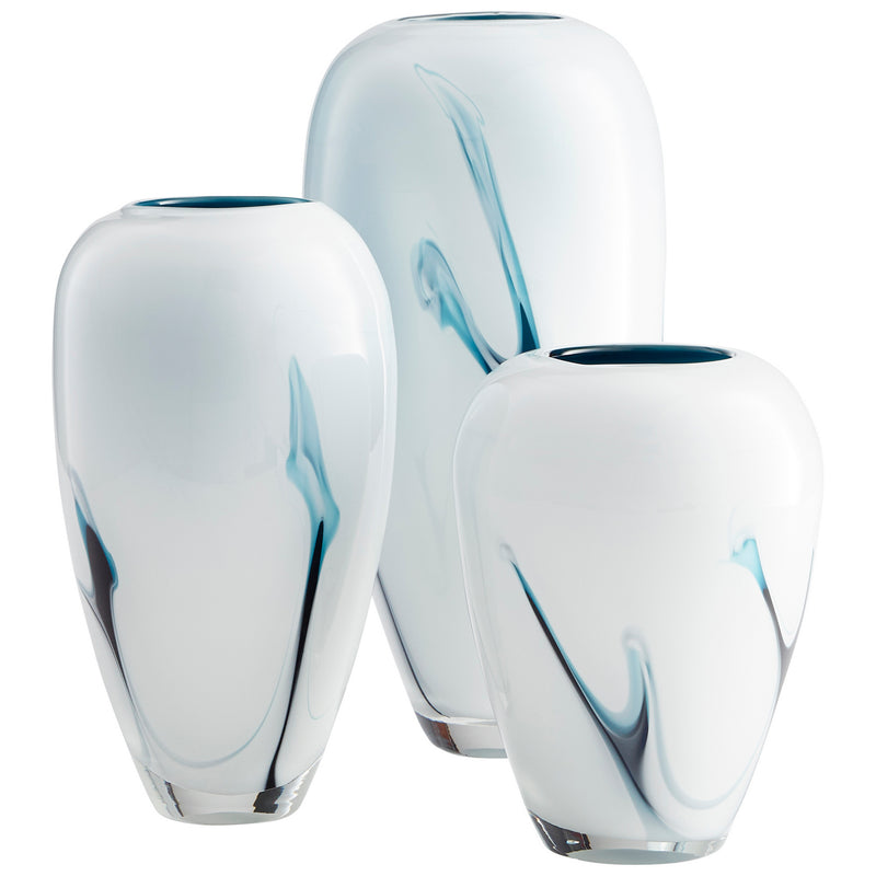 Cyan 10444 Vase, Blue And White