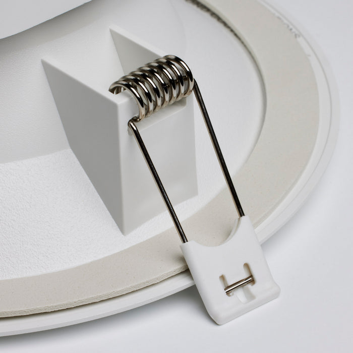 Satco S39028 LED Downlight, White