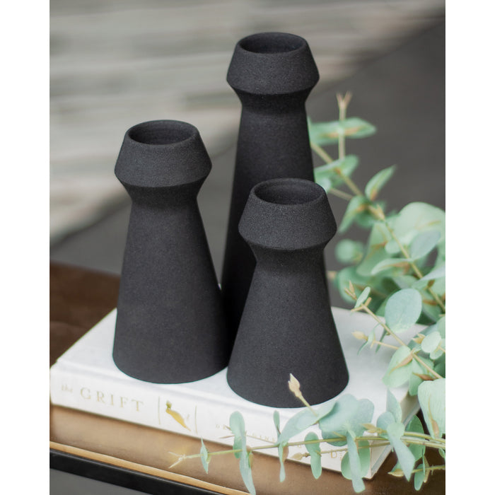 Renwil VAS198 Home Accents - Vases/Urns