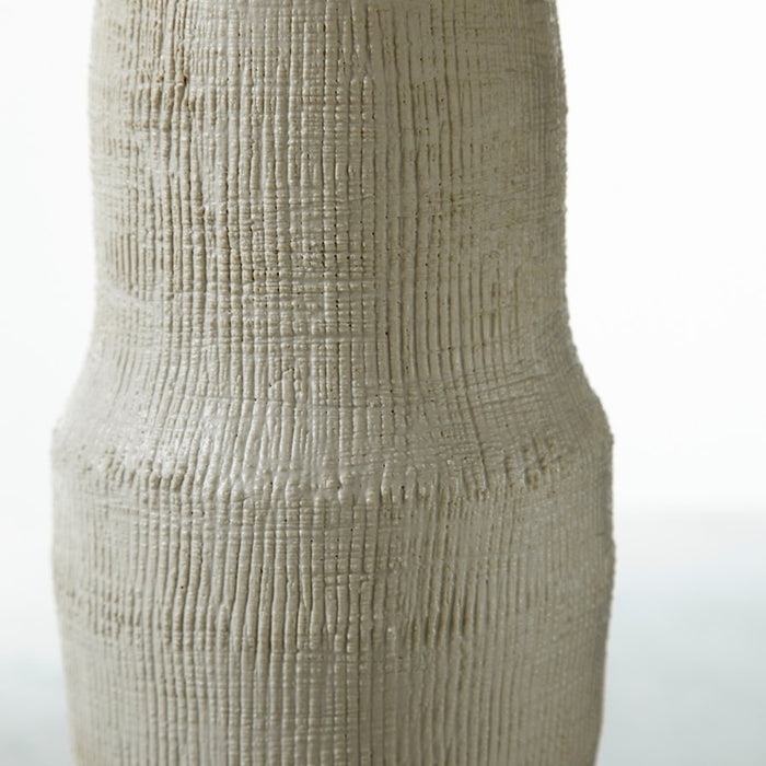 Cyan 10920 Vase, White