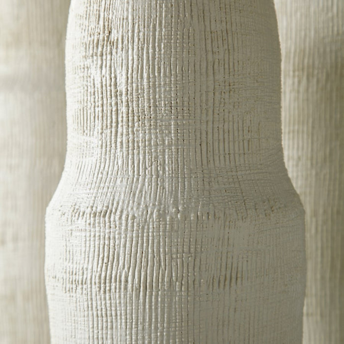 Cyan 10920 Vase, White