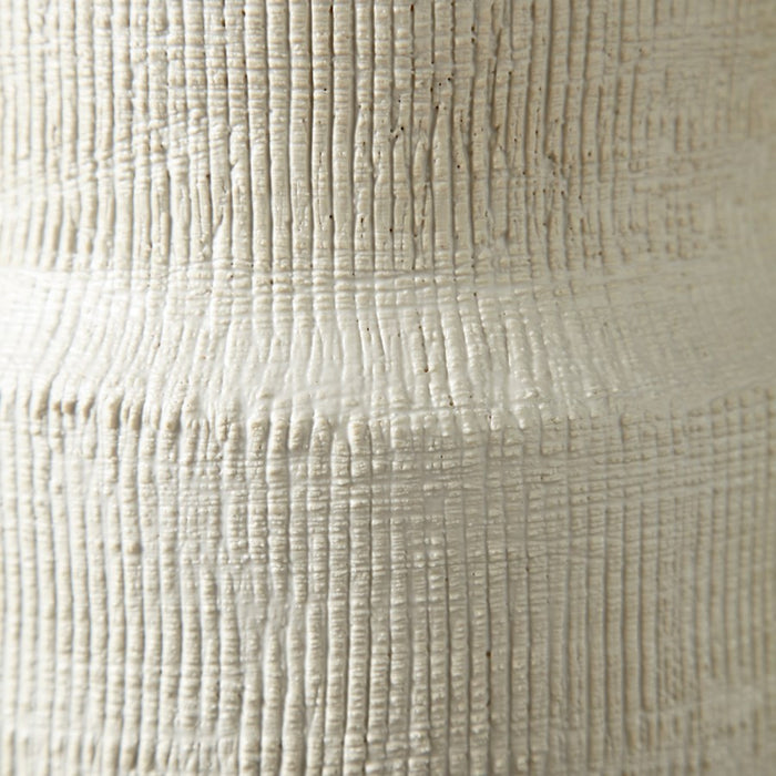 Cyan 10921 Vase, White
