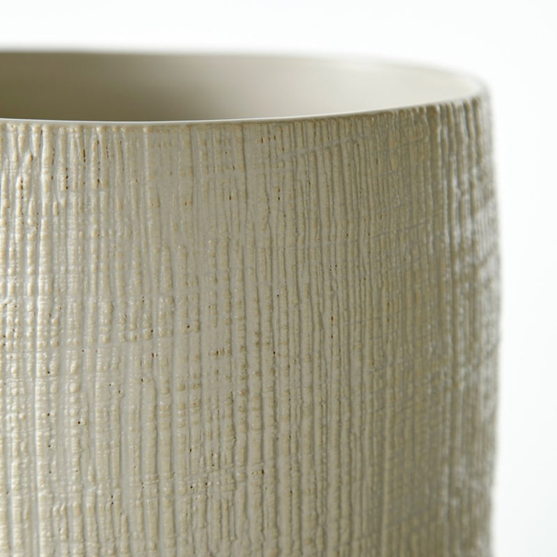 Cyan 10922 Vase, White