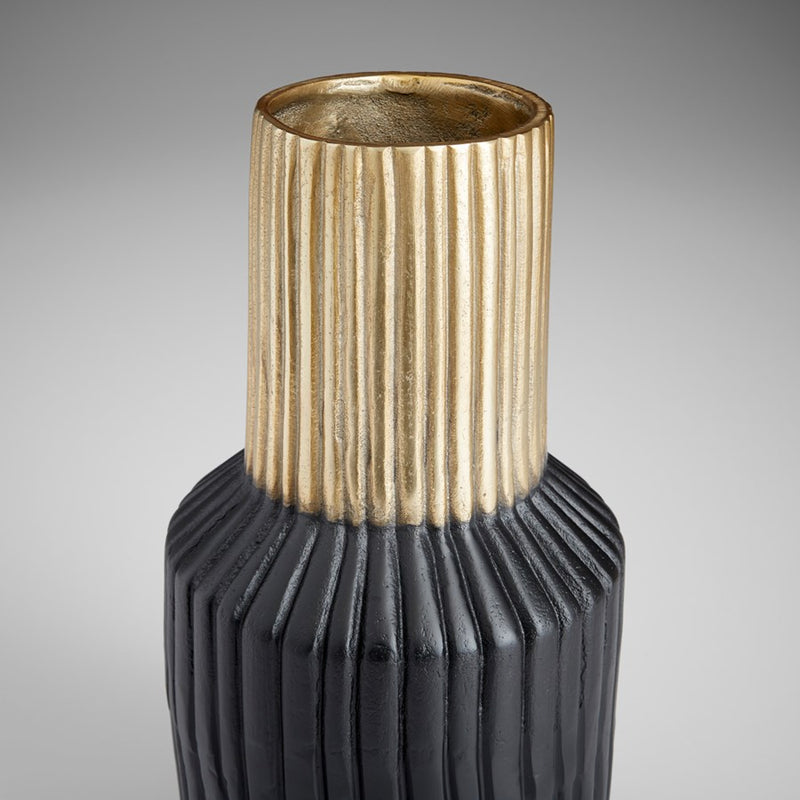 Cyan 10625 Vase, Matt Black And Gold