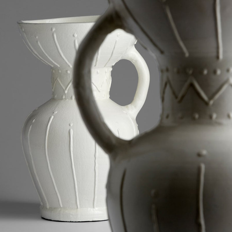 Cyan 10674 Vase, White