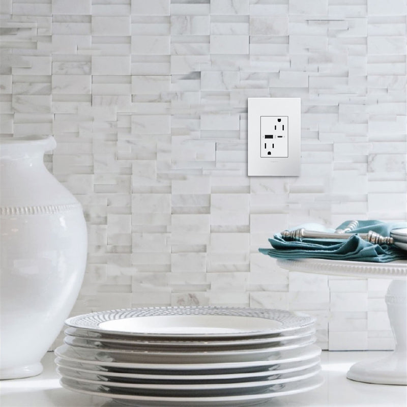 Legrand ARTRUSB156ACW4 Tamper-Resistant Ultra-Fast USB Type-A/C Outlet, White