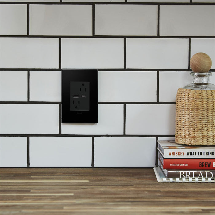 Legrand ARTRUSB156ACG4 Tamper-Resistant Ultra-Fast USB Type-A/C Outlet, Graphite