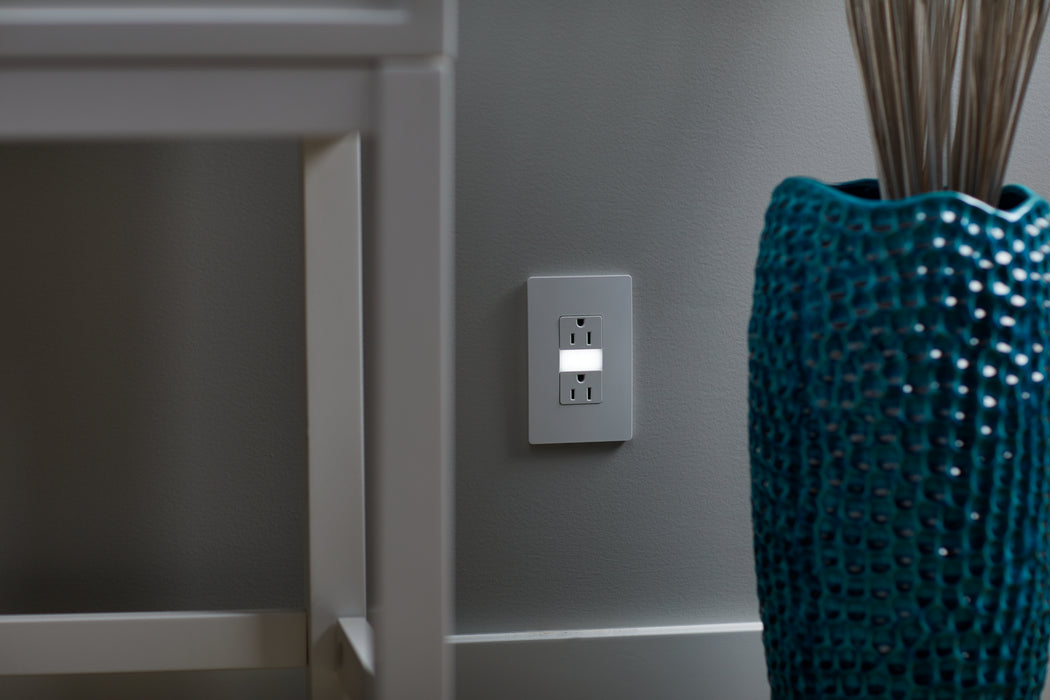 Legrand NTL885TRW Night Light, White
