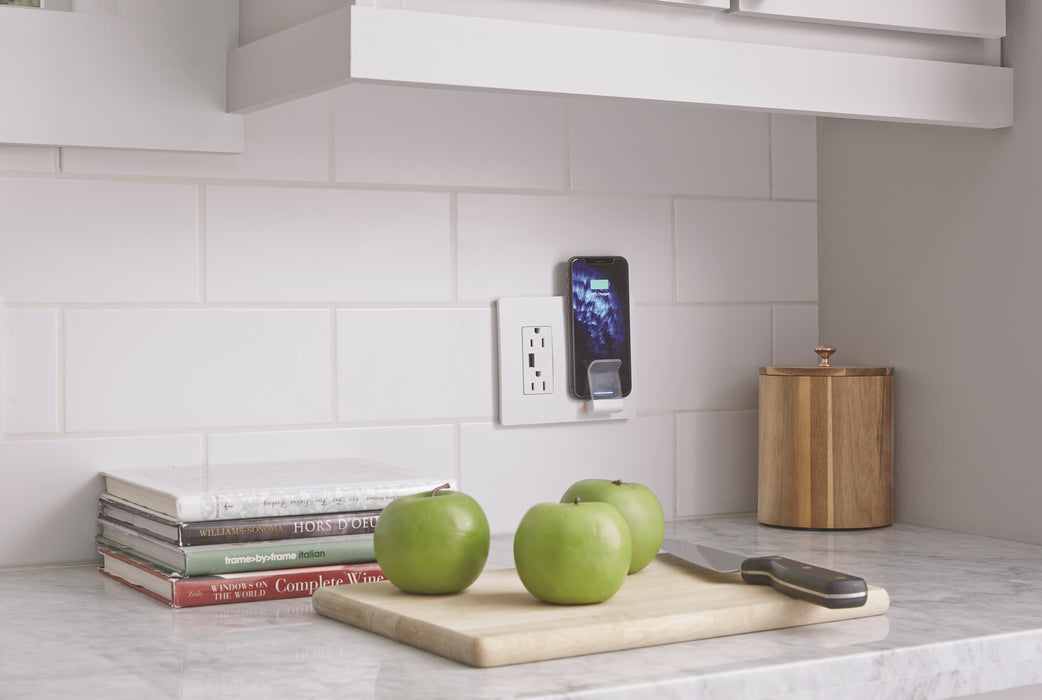 Legrand RWC826USBWCCV2 Wireless Charger, White