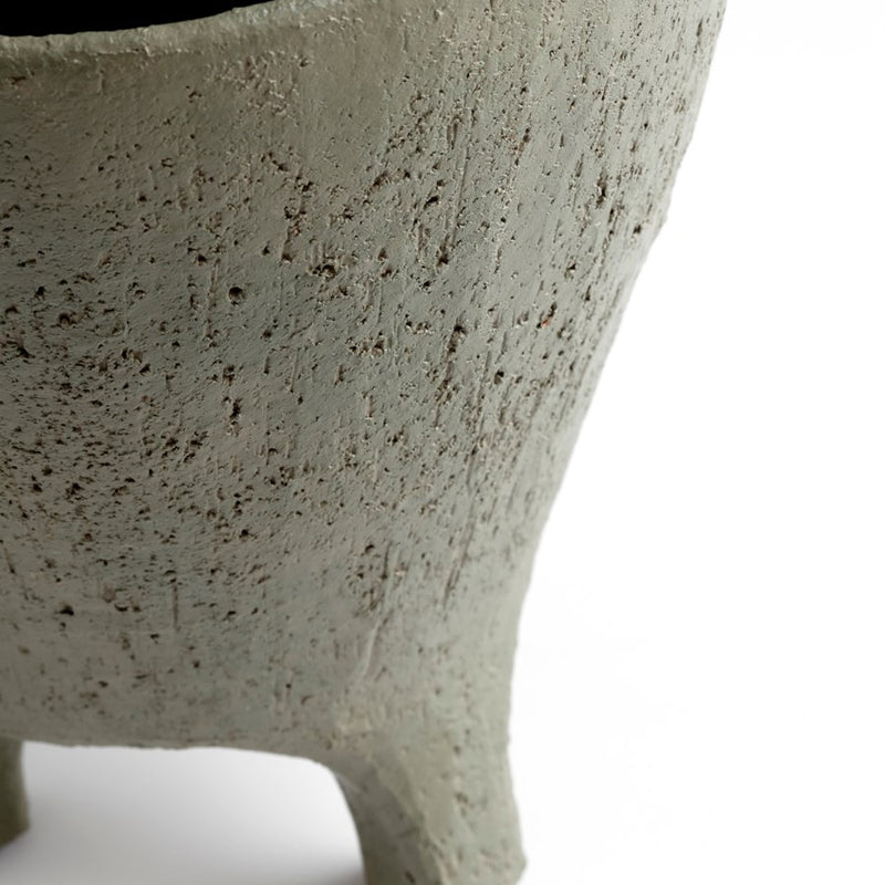 Cyan 11019 Vase, Gray