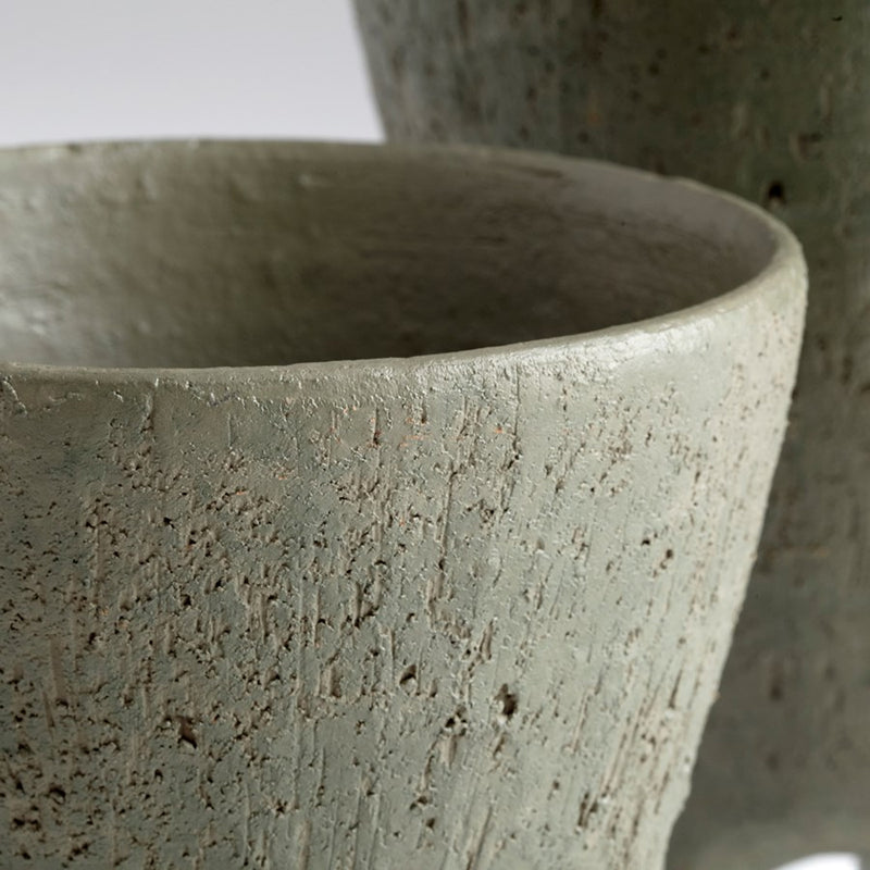 Cyan 11019 Vase, Gray