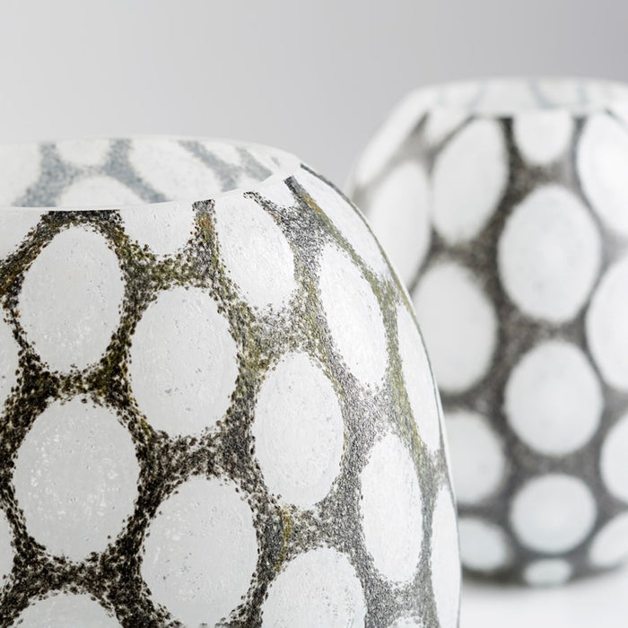 Cyan 11067 Vase, Brown And White