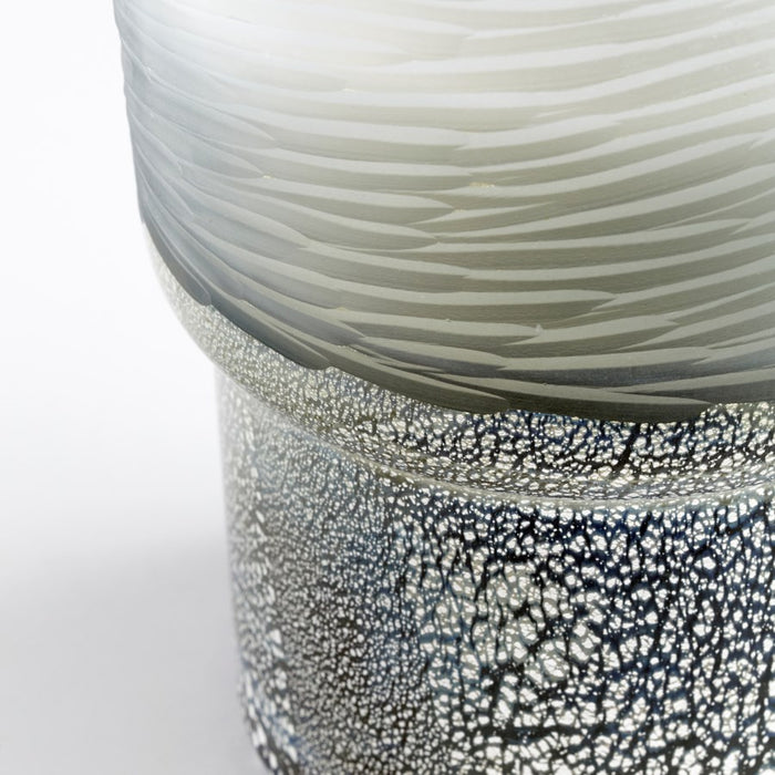 Cyan 11096 Vase, Clear And Guilded Silver