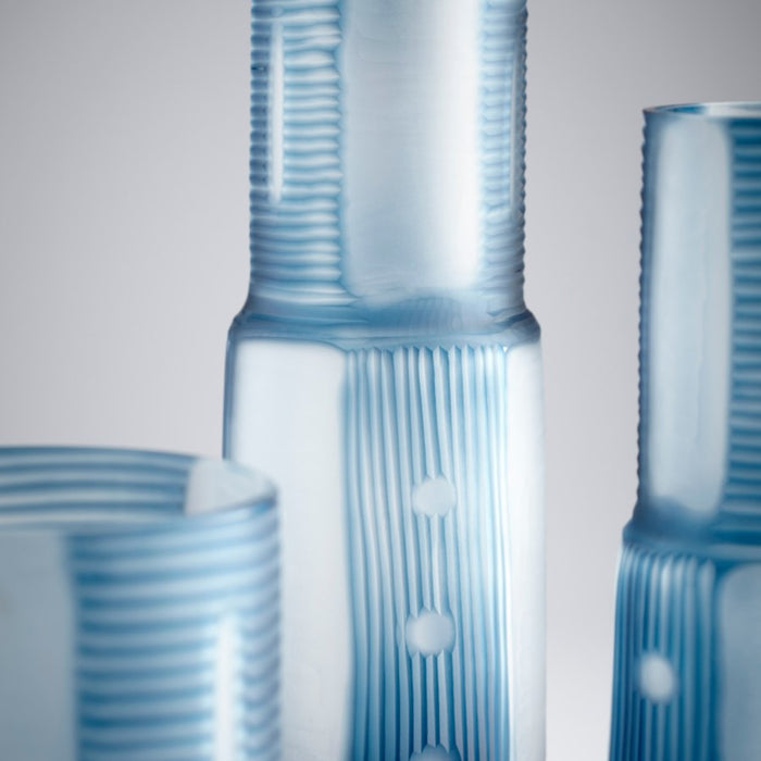 Cyan 11101 Vase, Blue