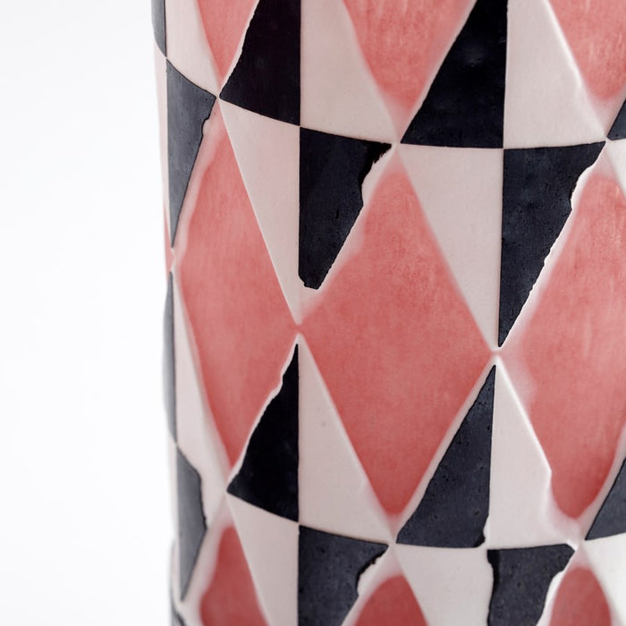 Cyan 11107 Vase, Black And White
