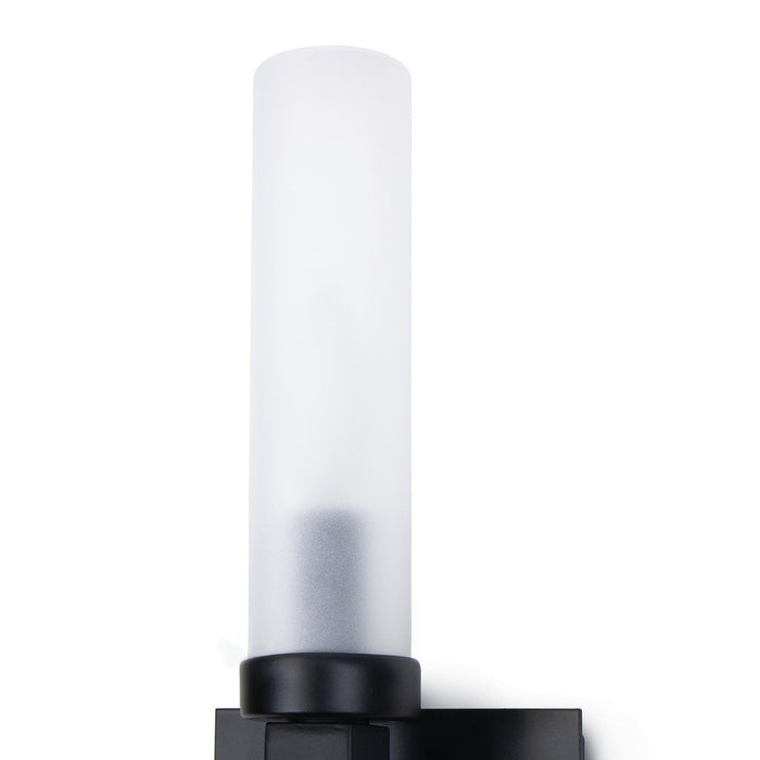 Regina Andrew 17-1022 One Light Outdoor Wall Sconce, Black