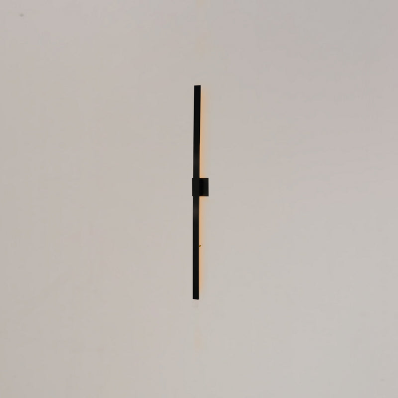 ET2 E41344-BK LED Outdoor Wall Sconce, Black