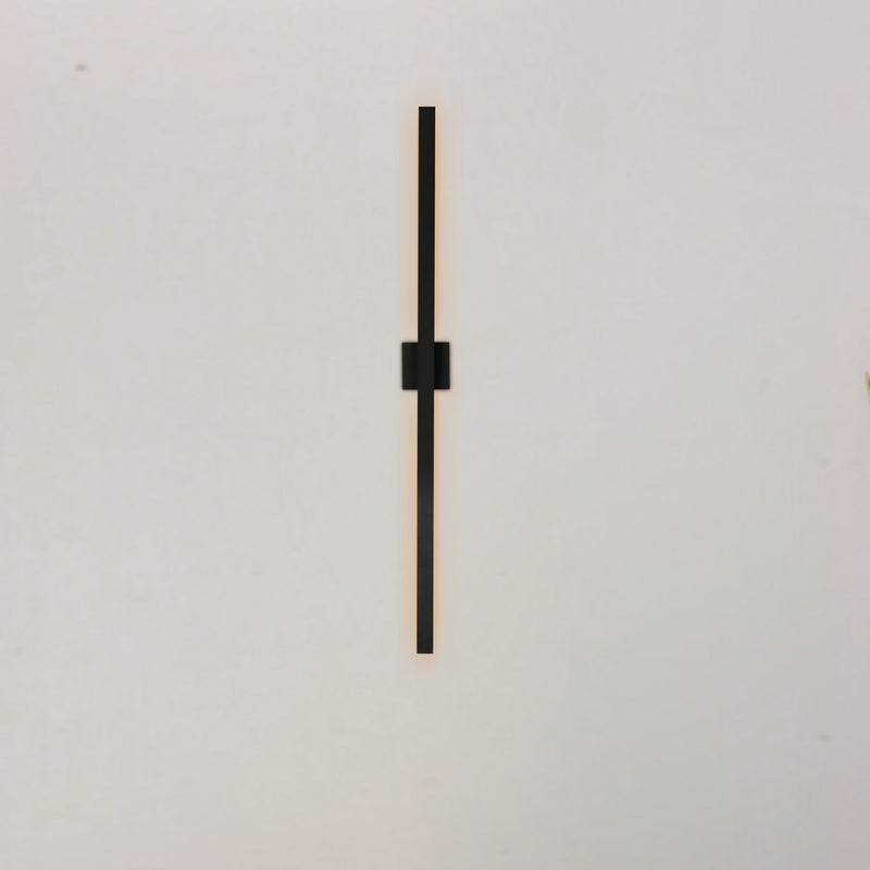 ET2 E41344-BK LED Outdoor Wall Sconce, Black
