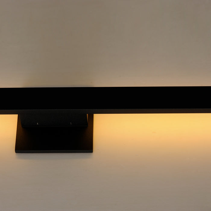 ET2 E41343-BK LED Outdoor Wall Sconce, Black