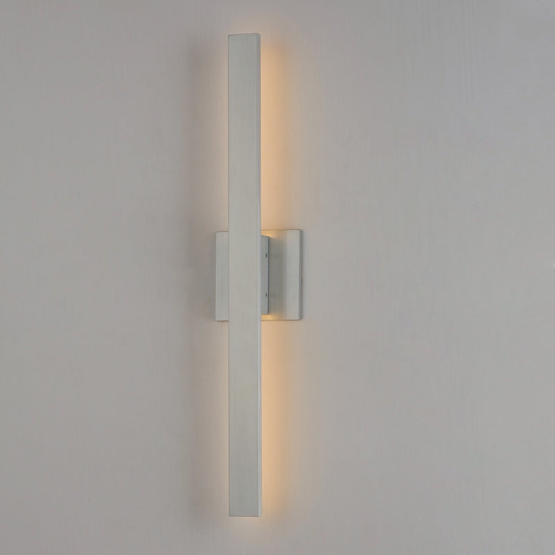 ET2 E41343-SA LED Outdoor Wall Sconce, Satin Aluminum