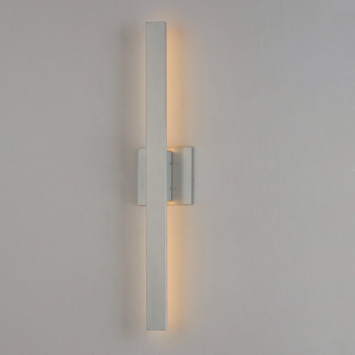 ET2 E41343-SA LED Outdoor Wall Sconce, Satin Aluminum
