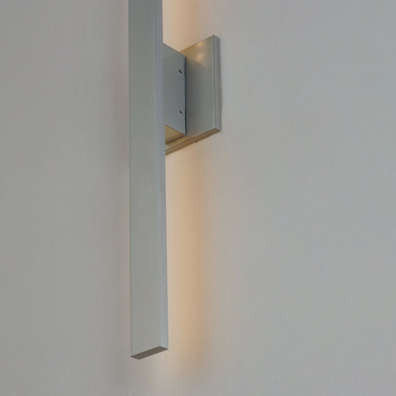 ET2 E41343-SA LED Outdoor Wall Sconce, Satin Aluminum