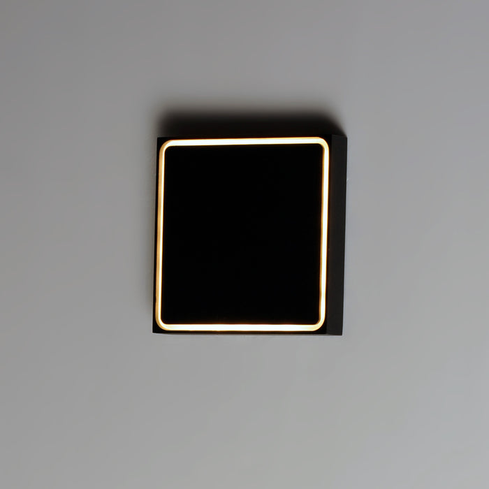 ET2 E41329-BK LED Outdoor Wall Sconce, Black