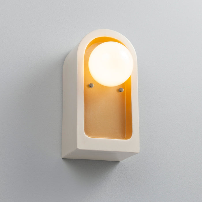 Justice Designs CER-3010-MTGD One Light Wall Sconce, Matte White with Champagne Gold internal finish