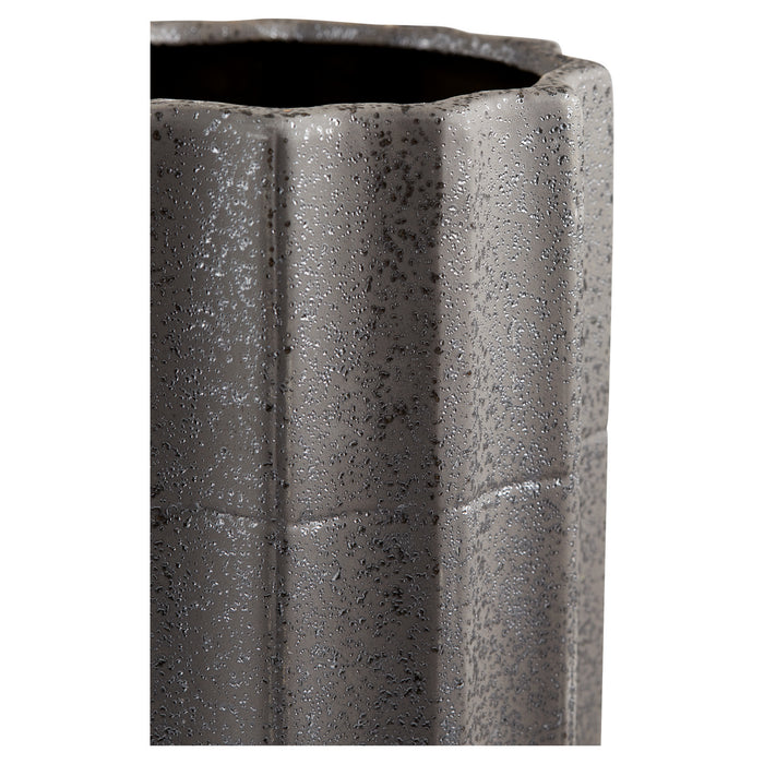 Cyan 11188 Vase, Grey