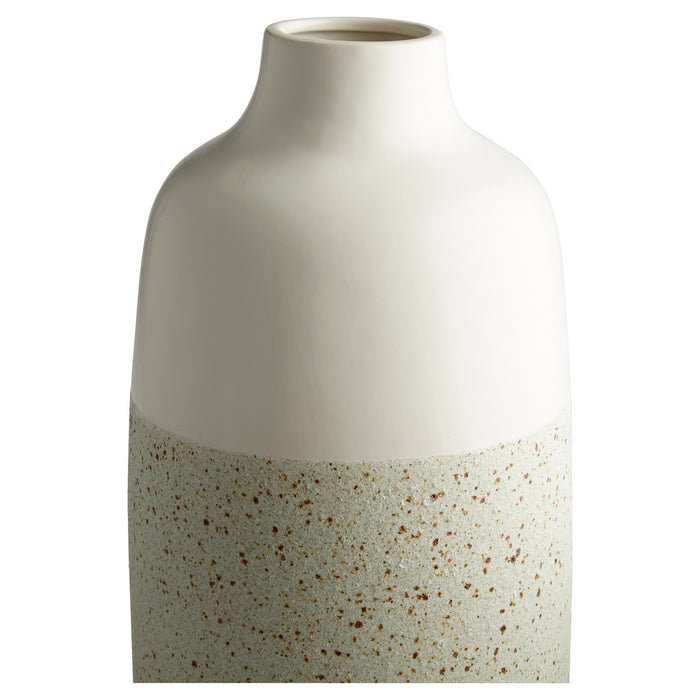 Cyan 11196 Vase, White