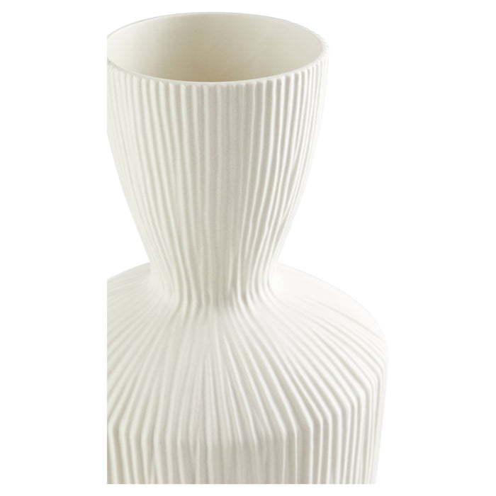 Cyan 11209 Vase, White