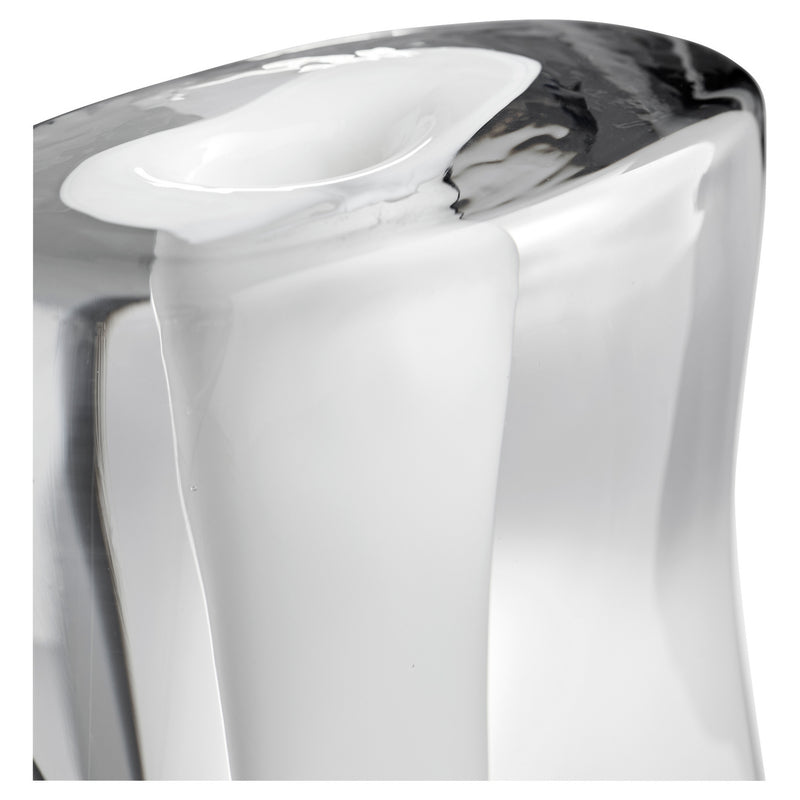 Cyan 11252 Vase, Clear