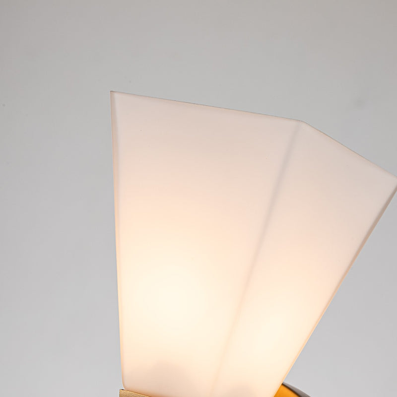 Lucas + McKearn BB1004LG-1 One Light Bath, Lacquered Gold
