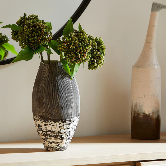 Cyan 11412 Vase, Off White And Brown