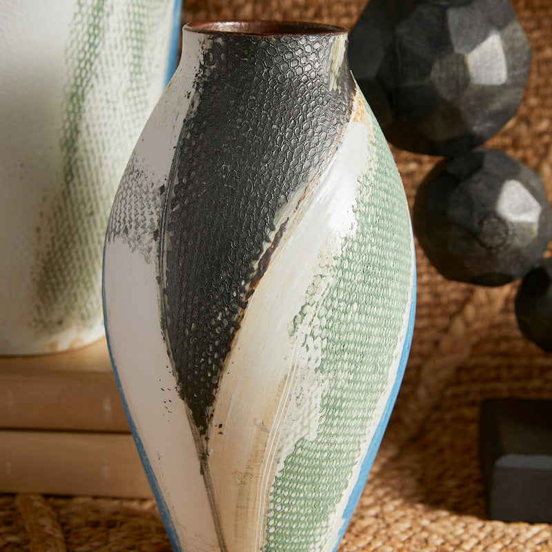 Cyan 11427 Vase, Multi Colored