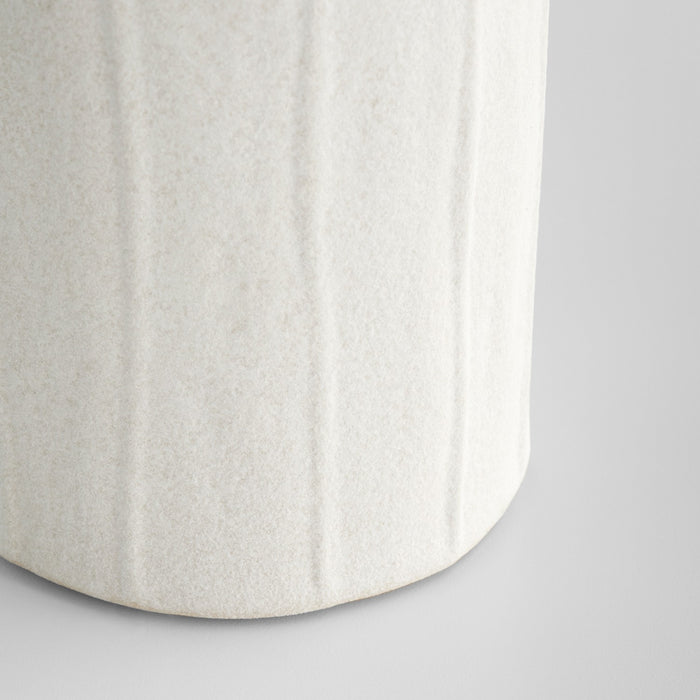 Cyan 11466 Vase, White