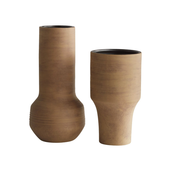 Cyan 11471 Vase, Brown