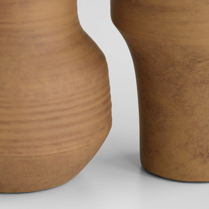 Cyan 11471 Vase, Brown