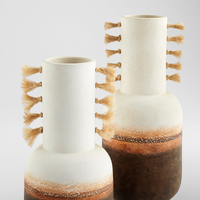 Cyan 11548 Vase, Ombre And Jute