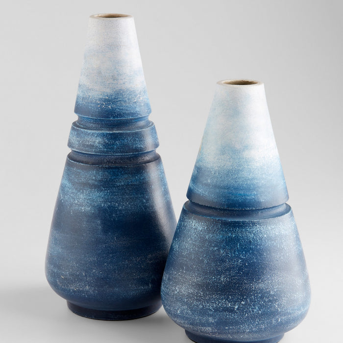 Cyan 11550 Vase, Blue Ombre