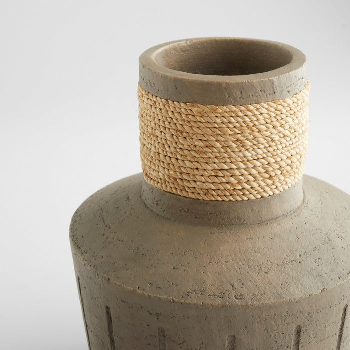 Cyan 11555 Vase, Matt Grey