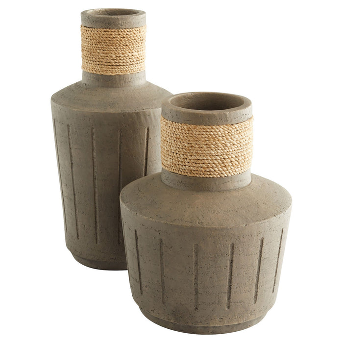 Cyan 11556 Vase, Matt Grey