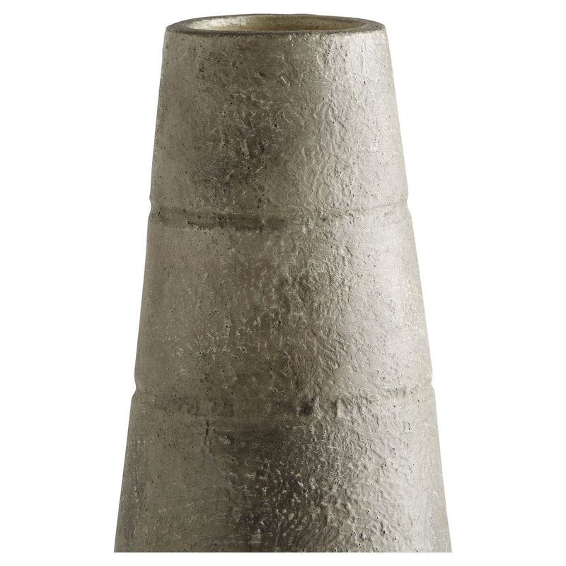 Cyan 11579 Vase, Grey