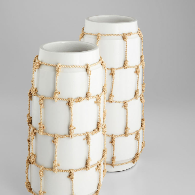 Cyan 11582 Vase, White